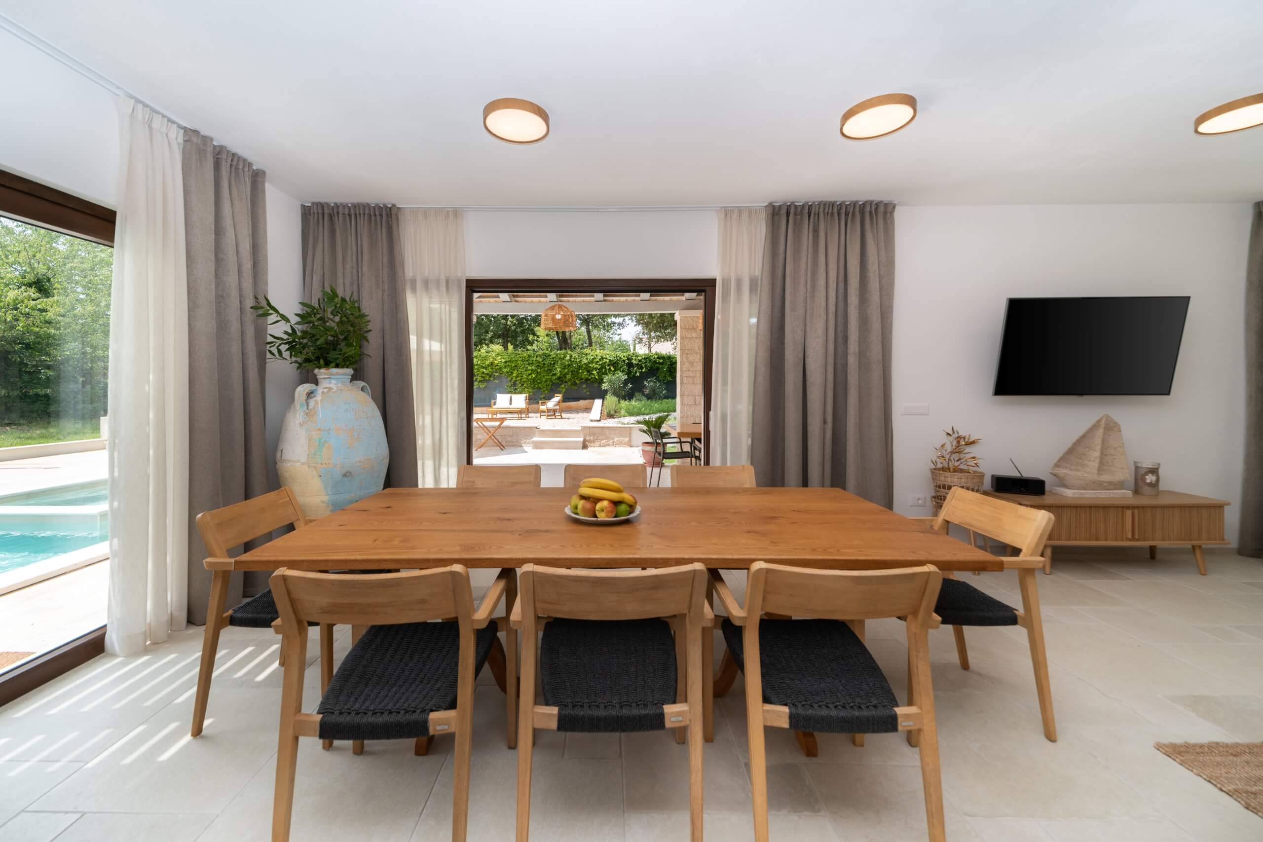 Dining table